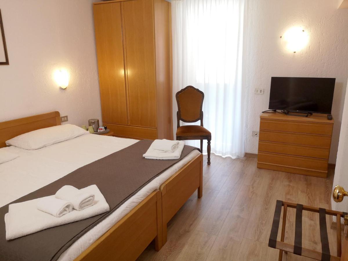 Hotel Villa Milano Peio Fonti Bagian luar foto