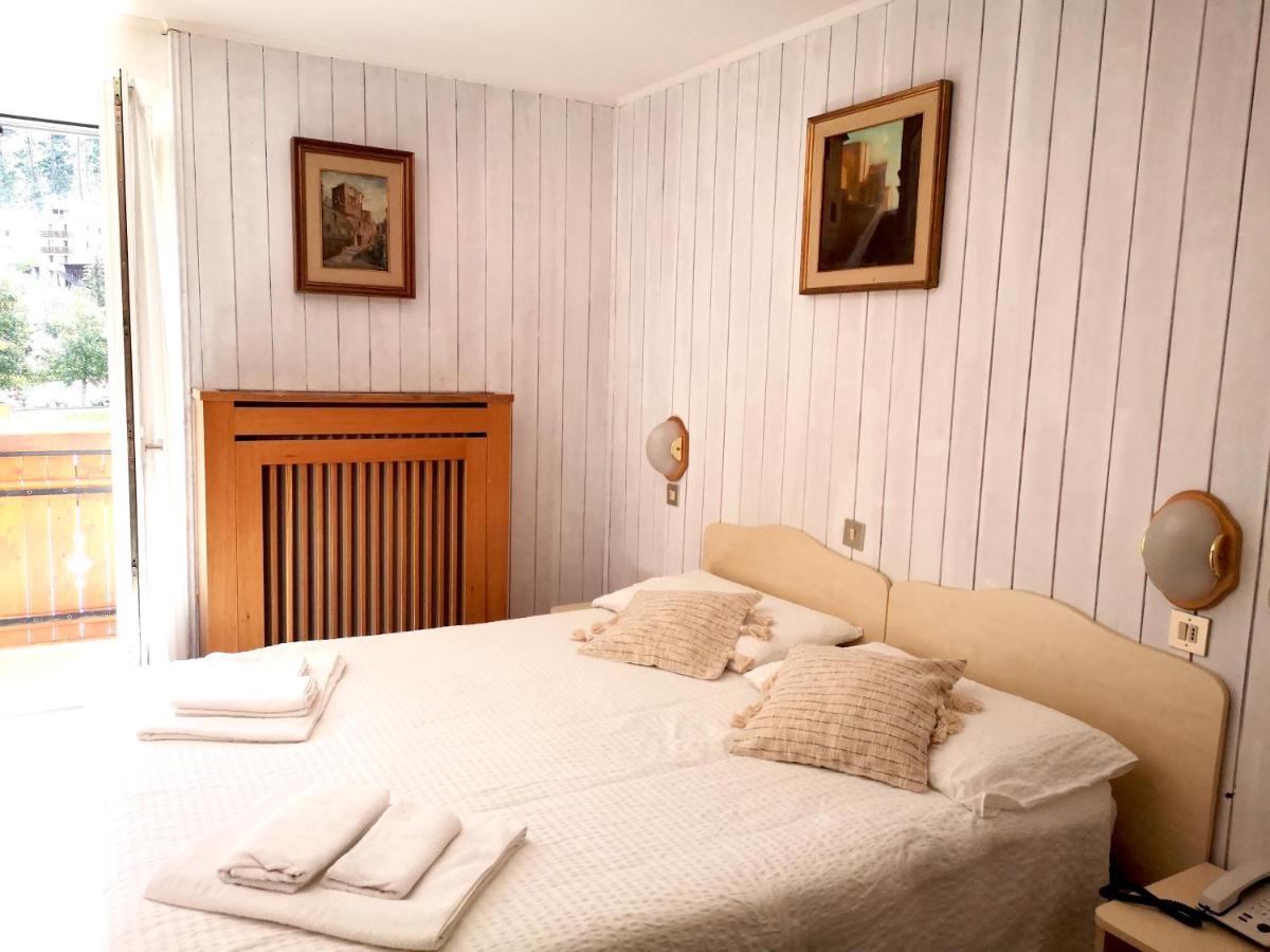 Hotel Villa Milano Peio Fonti Bagian luar foto